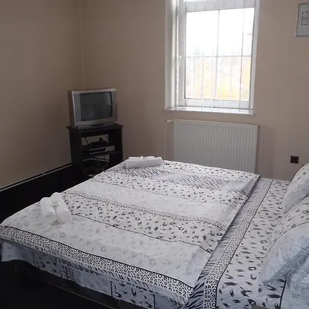 A Restaurace Kůlna Penzion 3*